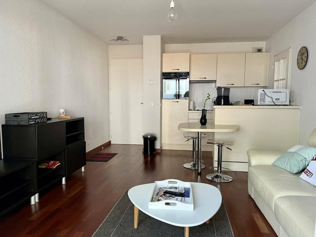 Appartement T2 A Cambo-Les-Bains Avec Piscine, Terrasse Et Parking Prive, Proche Des Thermes - Fr-1-495-82 エクステリア 写真